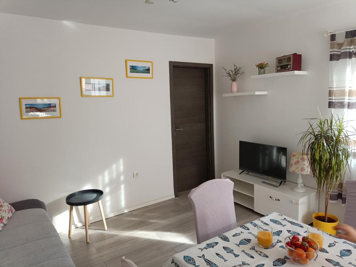 Apartamento Apartman Mala Cici Zadar Exterior foto