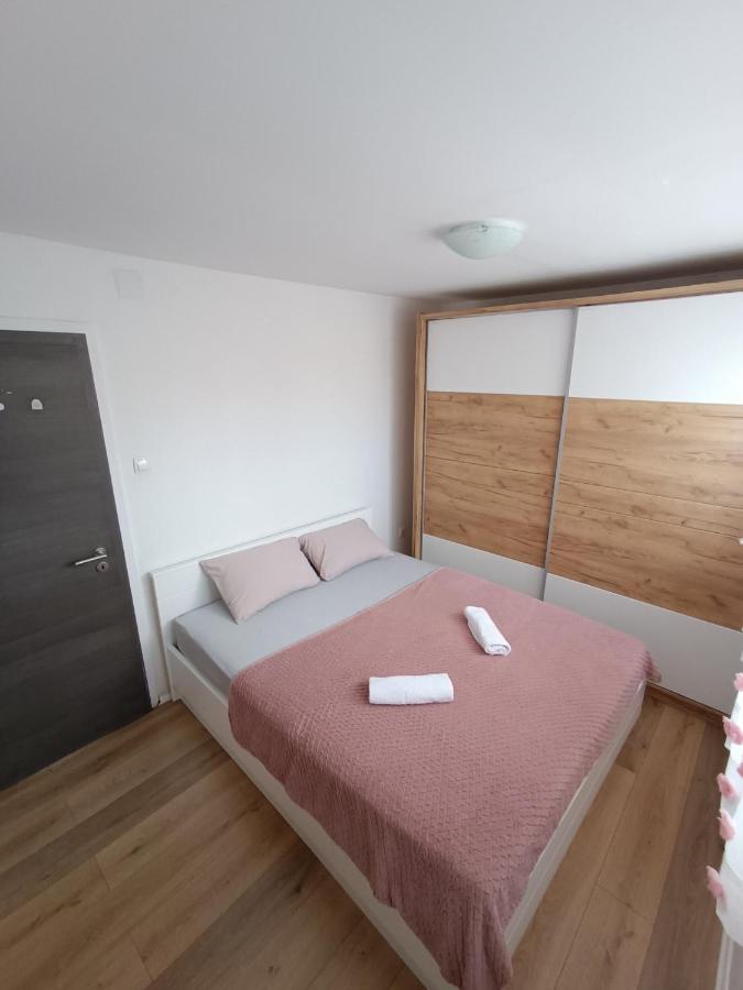 Apartamento Apartman Mala Cici Zadar Exterior foto